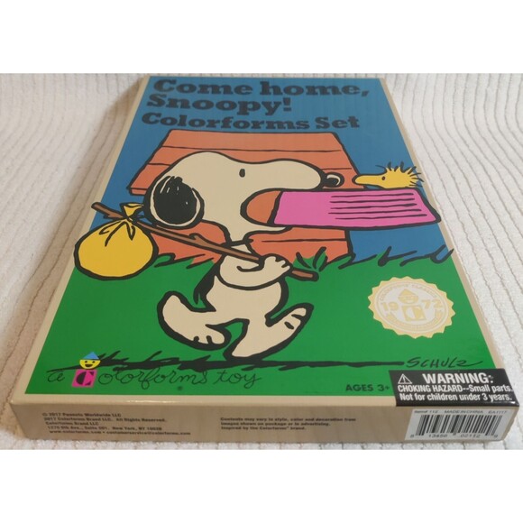 Peanuts Retro Reproduction, Snoopy Colorforms Classics Set -NOB - Picture 2 of 16